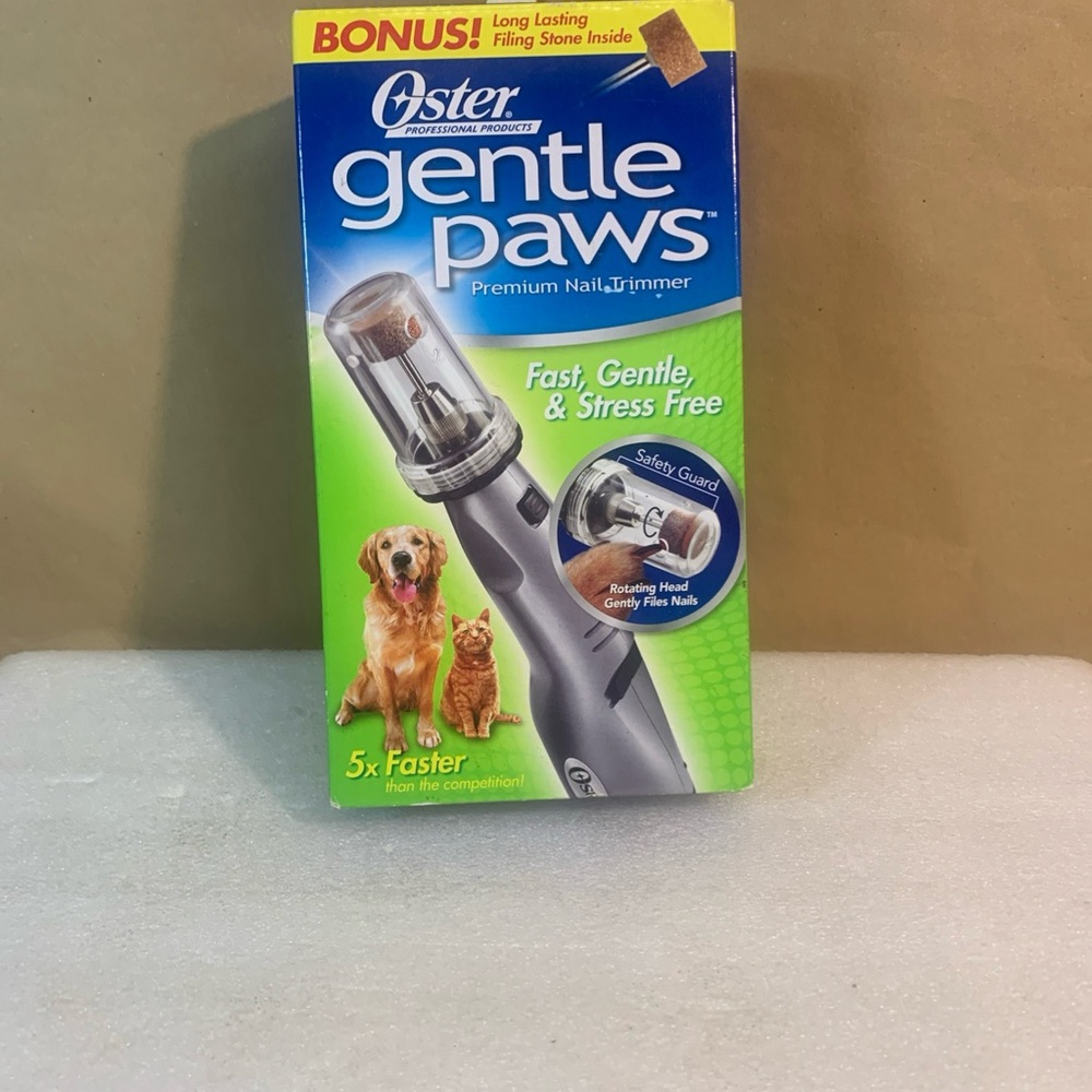 Oster Gentle Paws Nail Trimmer - Black and Gray